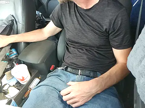 Snapshot of nineinchbronco chatting on March 2, 2026, 7:54 pm nineinchbronco online show from March 2, 2026, 7:54 pm