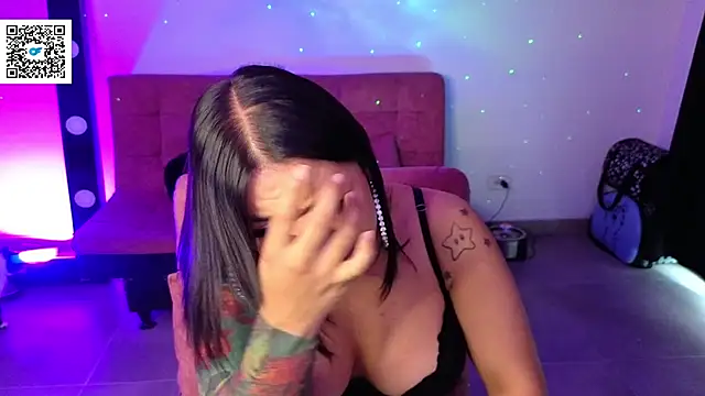 ashley-midnight online show from March 25, 2026, 3:33 pm