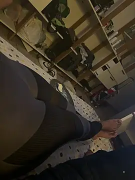 brunaomadeira online show from April 4, 2026, 10:44 am