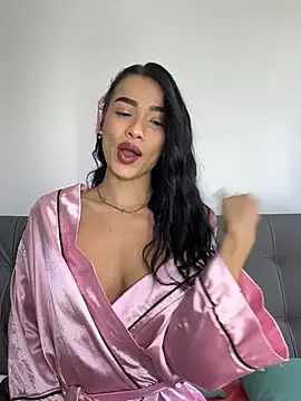Bella Smithe online show from June 24, 2026, 5:55 pm