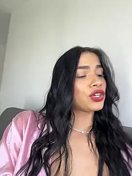 Bella Smithe online show from July 7, 2026, 4:21 pm