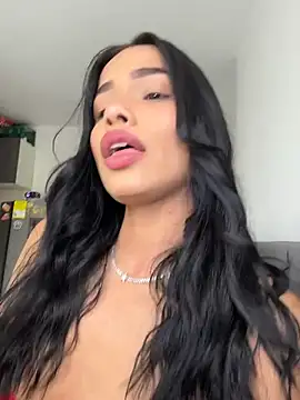 Bella Smithe online show from June 26, 2026, 4:13 pm