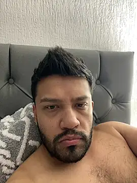 Snapshot of leonartho223 chatting on March 2, 2026, 3:29 am leonartho223 online show from March 2, 2026, 3:29 am