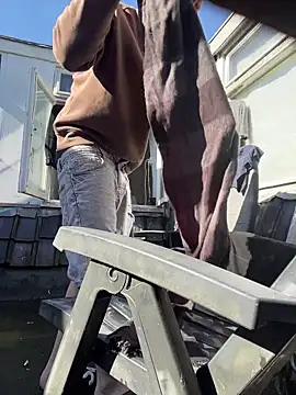 TitanNoir online show from March 18, 2026, 10:18 am