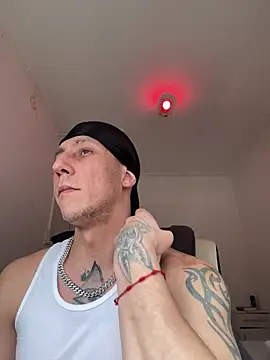 TitanNoir online show from March 29, 2026, 1:57 pm