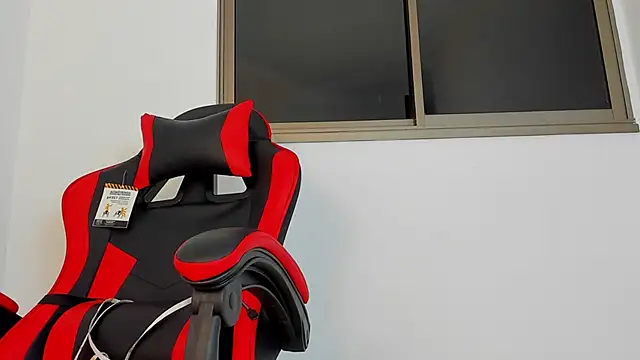 Mnell28 online show from April 8, 2026, 9:11 am