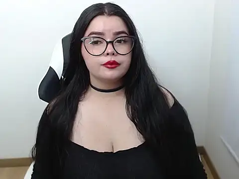 CarolinaLee12 online show from April 8, 2026, 2:02 am