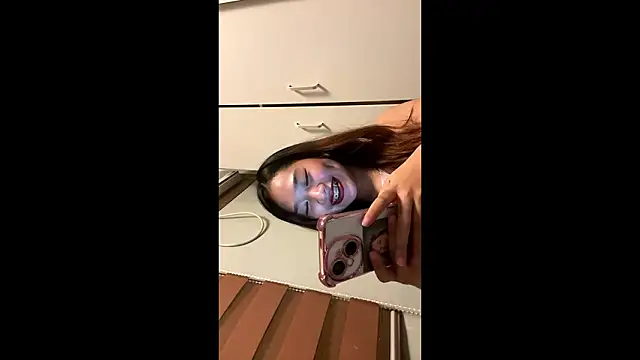 Snapshot of LakieshaZorrilla chatting on March 4, 2026, 11:51 am LakieshaZorrilla online show from March 4, 2026, 11:51 am