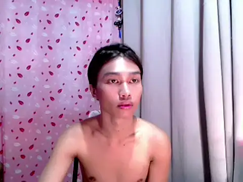 Snapshot of pinoymorenolover_xx chatting on March 4, 2026, 1:19 pm pinoymorenolover xx online show from March 4, 2026, 1:19 pm