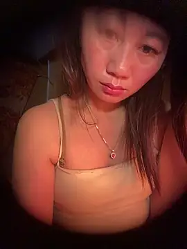 Candy baby01 online show from March 9, 2026, 11:41 pm