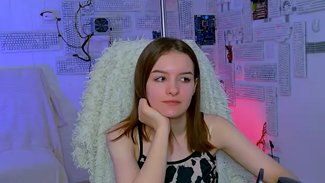 KellieBanshe online show from June 25, 2026, 5:12 am