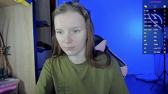 Mary Blu online show from October 17, 2025, 1:09 am