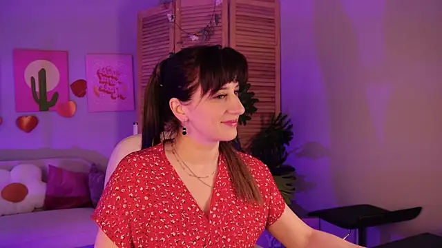 EmmaWheelers online show from April 17, 2026, 11:35 am