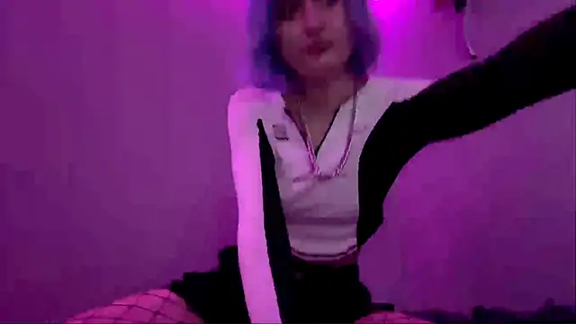 PeachyLuna online show from March 2, 2026, 5:20 pm