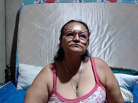 Snapshot of _BellaNocturna chatting on April 27, 2026, 4:10 am BellaNocturna online show from April 27, 2026, 4:10 am