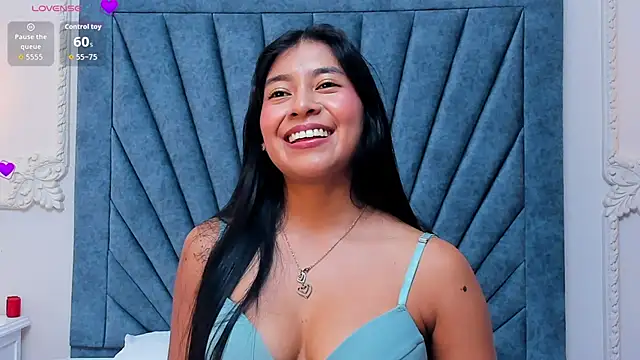 Leandra-Johnson online show from April 18, 2026, 7:07 pm