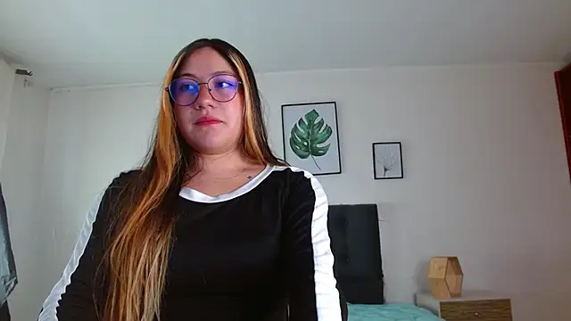 samanthachop online show from June 30, 2026, 1:33 pm