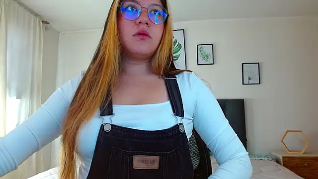 samanthachop online show from July 28, 2026, 1:32 pm