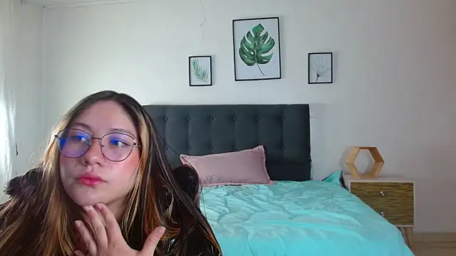 samanthachop online show from July 3, 2026, 1:28 pm