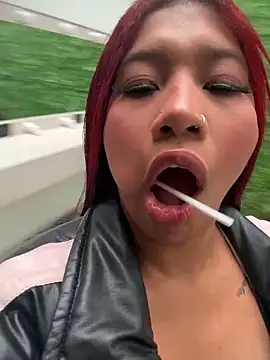 Cherry Charlottee online show from March 31, 2026, 7:27 pm