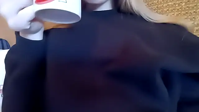 pinkpinkpinkpinkdoll online show from March 28, 2026, 11:44 am