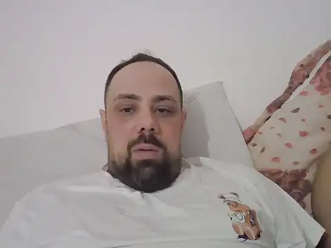 Snapshot of Cubanita99 chatting on March 2, 2026, 10:17 pm Cubanita99 online show from March 2, 2026, 10:17 pm