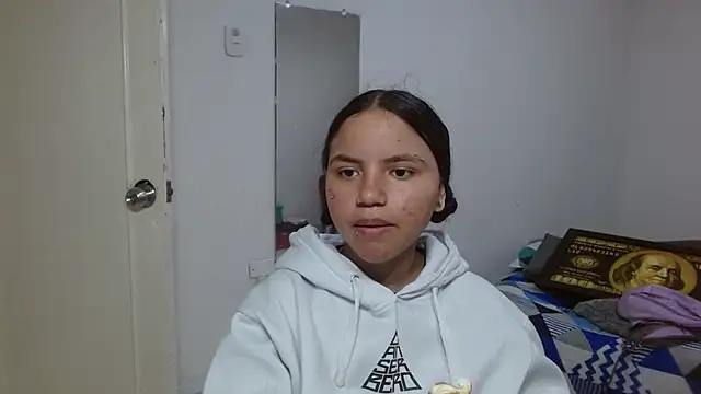 kimmyfuckass online show from July 11, 2026, 1:33 pm
