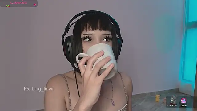 Snapshot of ling_meow chatting on July 29, 2026, 4:28 pm ling meow online show from July 29, 2026, 4:28 pm