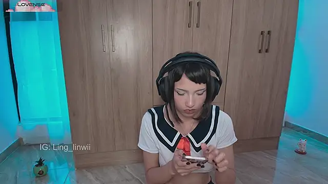 Snapshot of ling_meow chatting on June 18, 2026, 7:08 pm ling meow online show from June 18, 2026, 7:08 pm