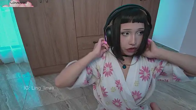 Snapshot of ling_meow chatting on June 12, 2026, 1:20 pm ling meow online show from June 12, 2026, 1:20 pm