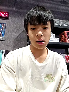 ovo0810 online show from April 16, 2026, 1:28 am