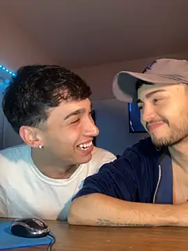 Lucasss2204 online show from March 20, 2026, 3:51 am