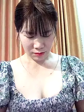 Bondgirl 9 online show from May 14, 2026, 7:49 am