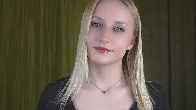 CatarinaGulla online show from March 14, 2026, 12:55 pm