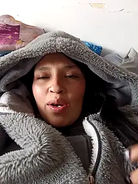 Candy-Blu online show from April 11, 2026, 9:07 pm