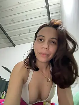 Nicole Cute04 online show from June 17, 2026, 4:23 am