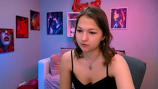 liana best online show from April 4, 2026, 5:47 am