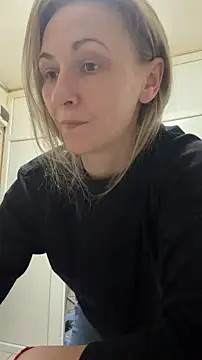 Secret Ladyx online show from April 15, 2026, 9:48 am