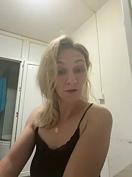 Secret Ladyx online show from June 1, 2026, 4:45 am