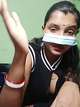 Sexy Sonniyaa online show from July 7, 2026, 7:23 am