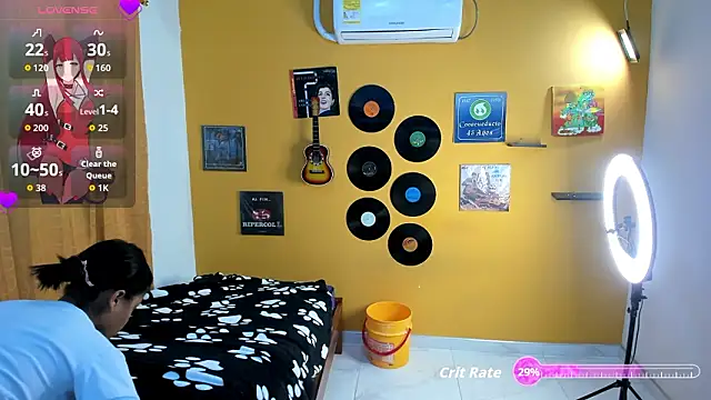 lilithevil32 online show from March 11, 2026, 2:05 am