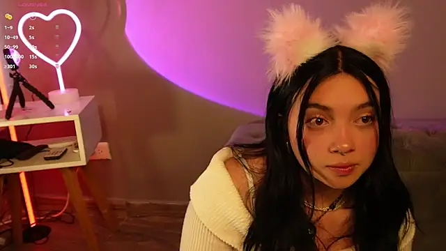 Im Elaris online show from March 5, 2026, 3:52 pm