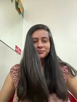 Geovana blan online show from April 11, 2026, 9:07 pm