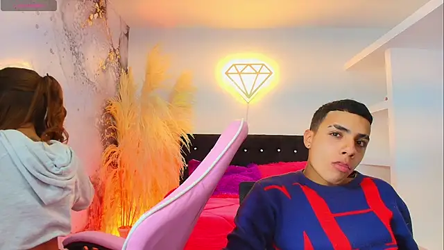 Ariatna Andy online show from April 11, 2026, 8:45 pm