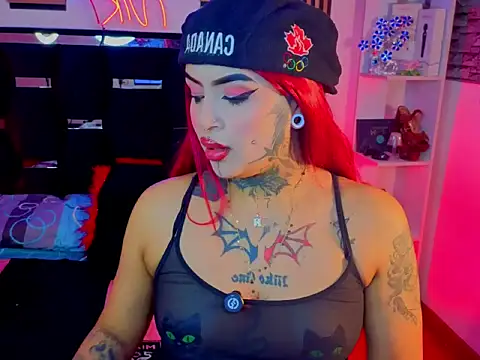 LauriInk1 online show from April 3, 2026, 8:26 pm