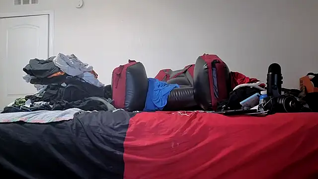 CirclingClass online show from October 24, 2025, 11:42 am