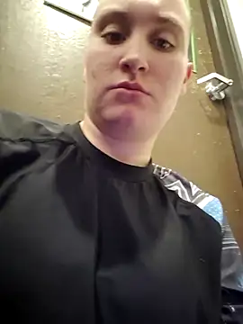 luckilyfound4 online show from March 14, 2026, 8:42 am