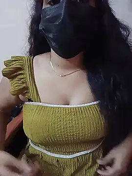 Sunitha28 online show from June 16, 2026, 4:29 pm