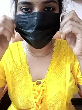 Sunitha28 online show from June 4, 2026, 7:18 pm