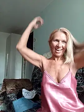 ViktoriaSexi1 online show from May 11, 2026, 12:28 pm